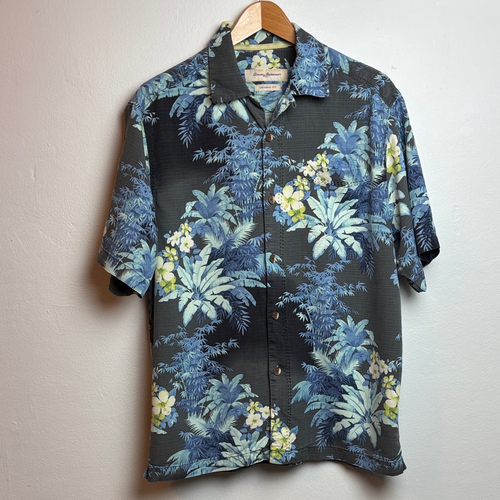Tommy Bahama Men's Short Sleeve Hawaiian Camp Silk Shirt Tropical Floral Small